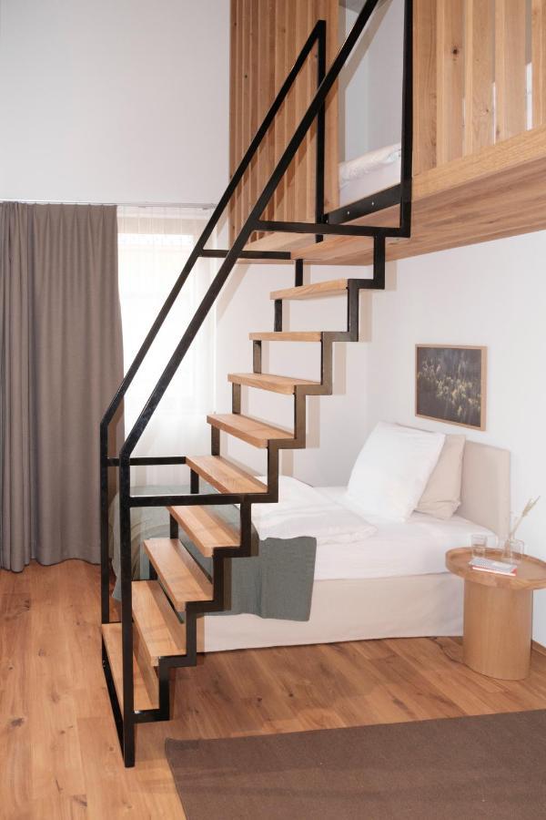 Casa Flurina Διαμέρισμα Φιλμς Εξωτερικό φωτογραφία